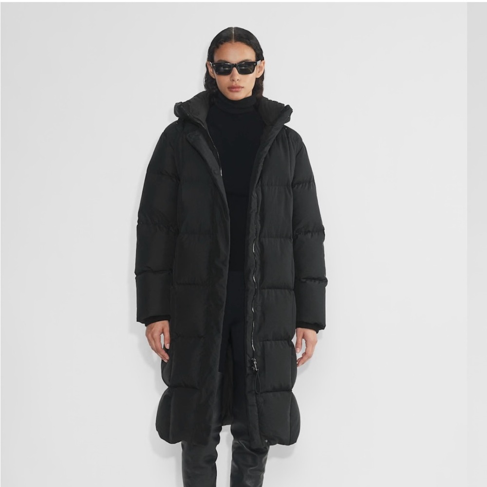 Aritzia Babaton Crown Puffer- BRAND NEW WITH TAGS